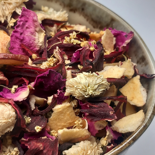 Infusion du Soir Pomme Hibiscus Camomille et Fleurs de Sureau